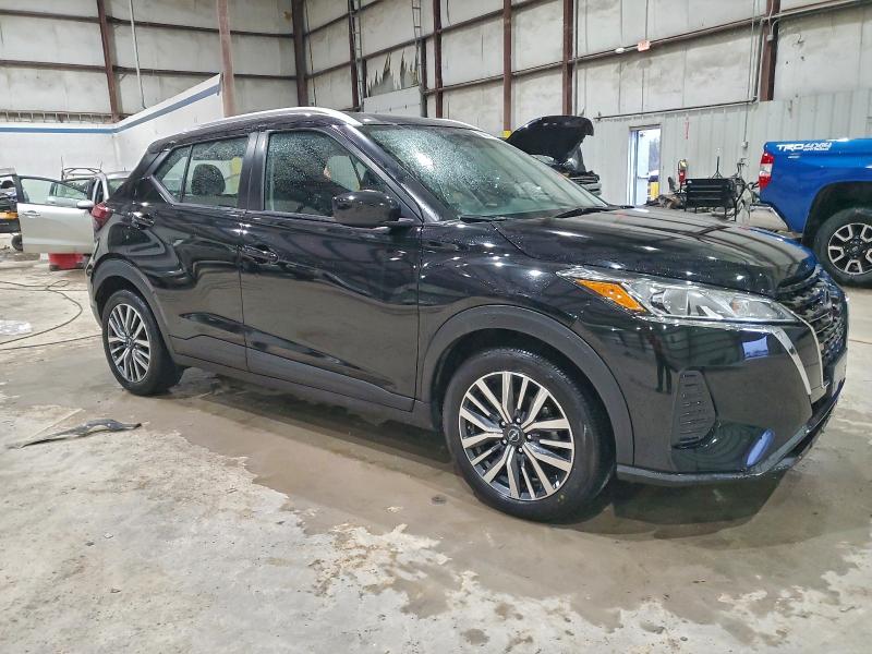 Фото 4 - NISSAN KICKS