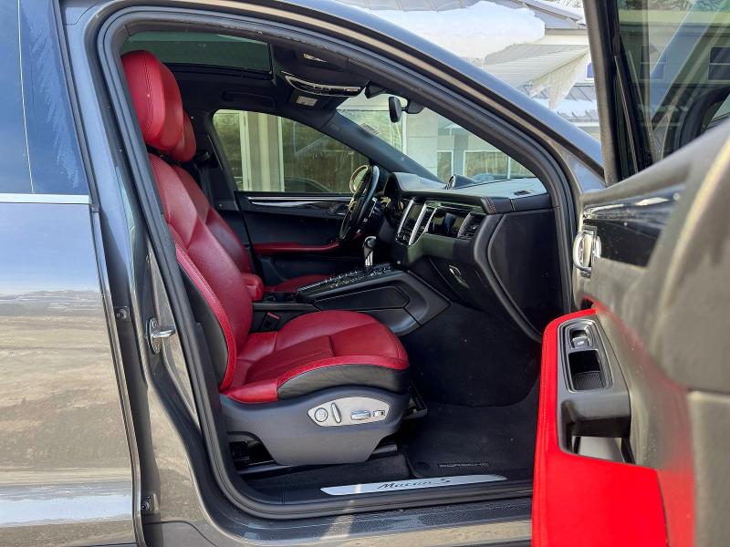 Фото 5 - PORSCHE MACAN