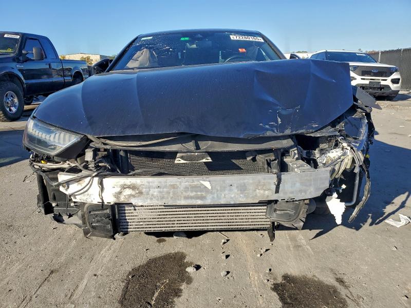 Фото 5 - AUDI A7