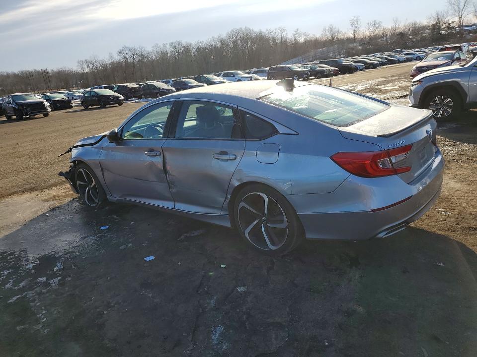 Фото 2 - HONDA ACCORD