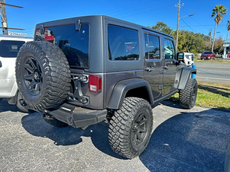 Фото 4 - JEEP WRANGLER