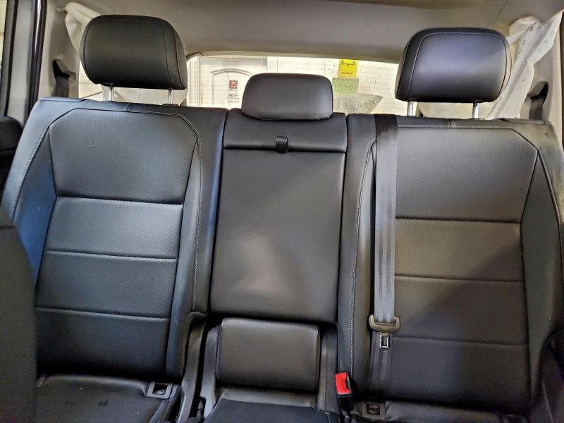 Фото 10 - VOLKSWAGEN TIGUAN