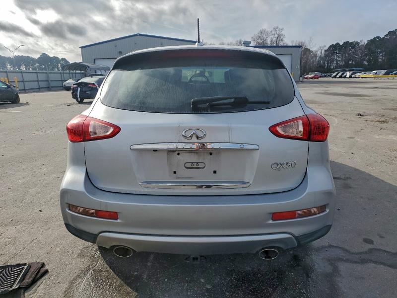 Фото 6 - INFINITI QX50