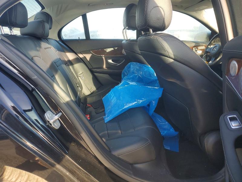 Фото 10 - MERCEDES-BENZ C-CLASS