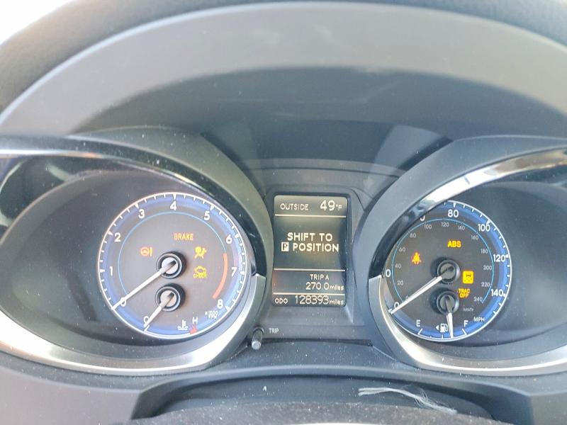 Фото 9 - TOYOTA COROLLA