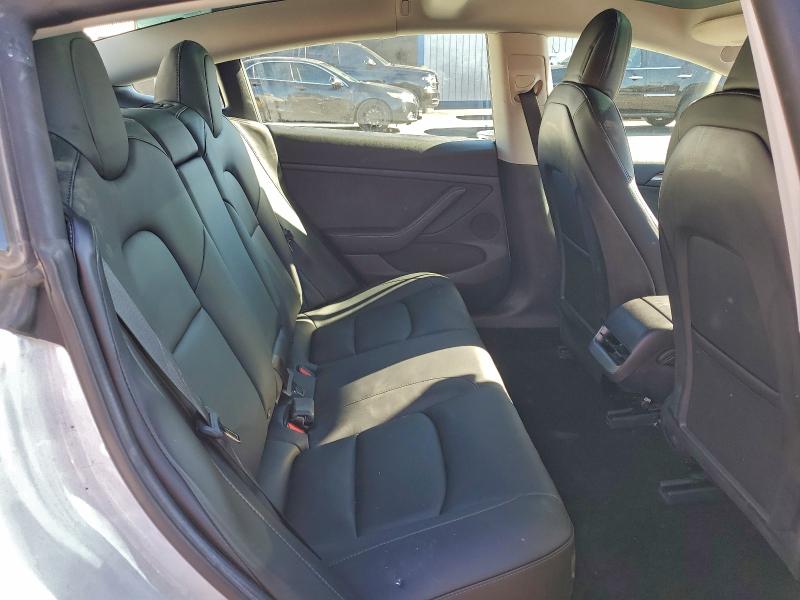 Фото 10 - TESLA MODEL 3