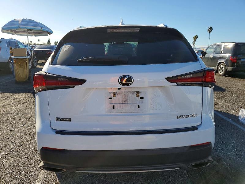 Фото 6 - LEXUS NX