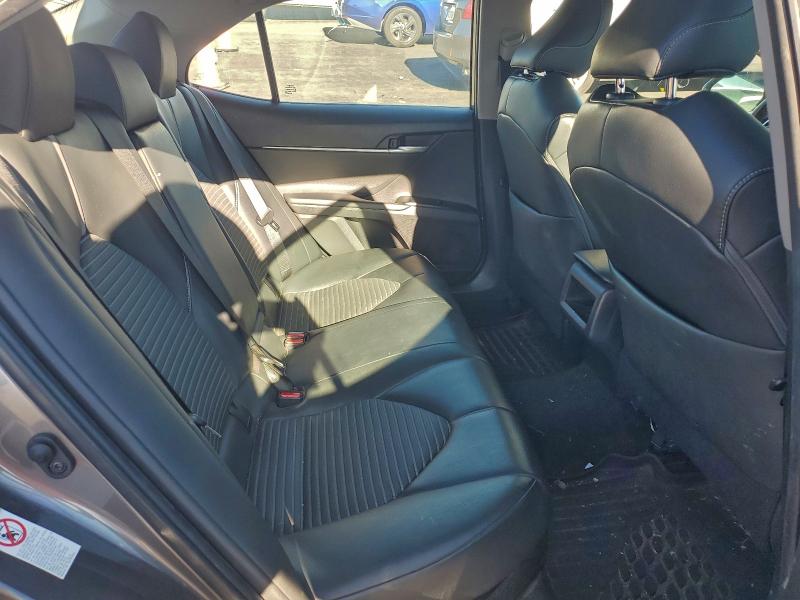 Фото 10 - TOYOTA CAMRY