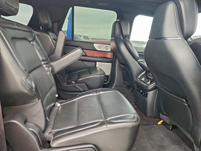 Фото 11 - LINCOLN NAVIGATOR