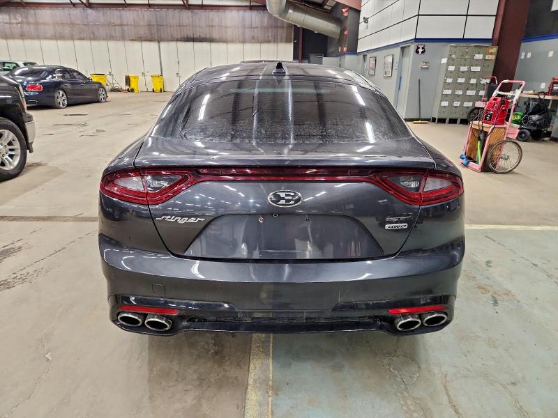 Фото 6 - KIA STINGER