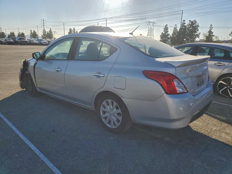 Фото 2 - NISSAN VERSA