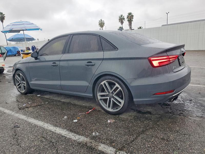 Фото 2 - AUDI A3