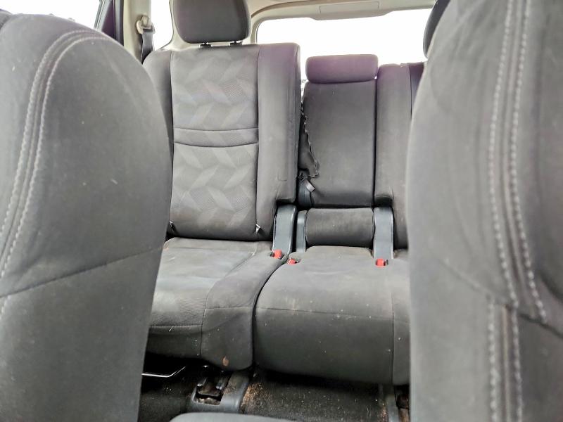 Фото 10 - NISSAN ROGUE