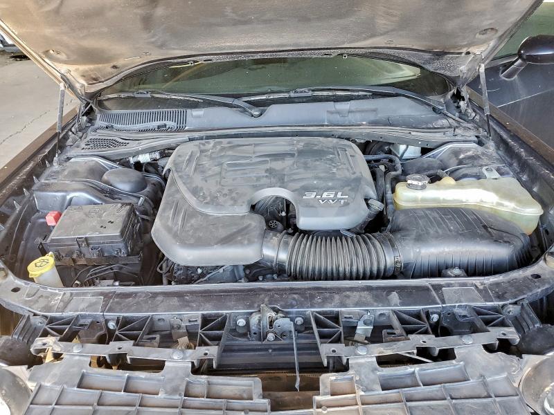 Фото 11 - DODGE CHALLENGER