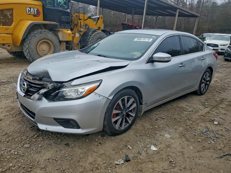 Фото 1 - NISSAN ALTIMA