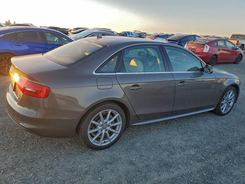 Фото 3 - AUDI A4