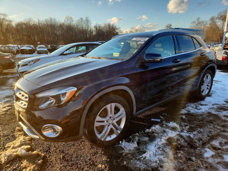 Фото 1 - MERCEDES-BENZ GLA-CLASS