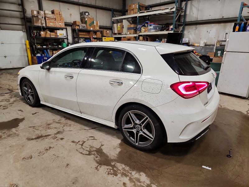 Фото 2 - MERCEDES-BENZ A-CLASS