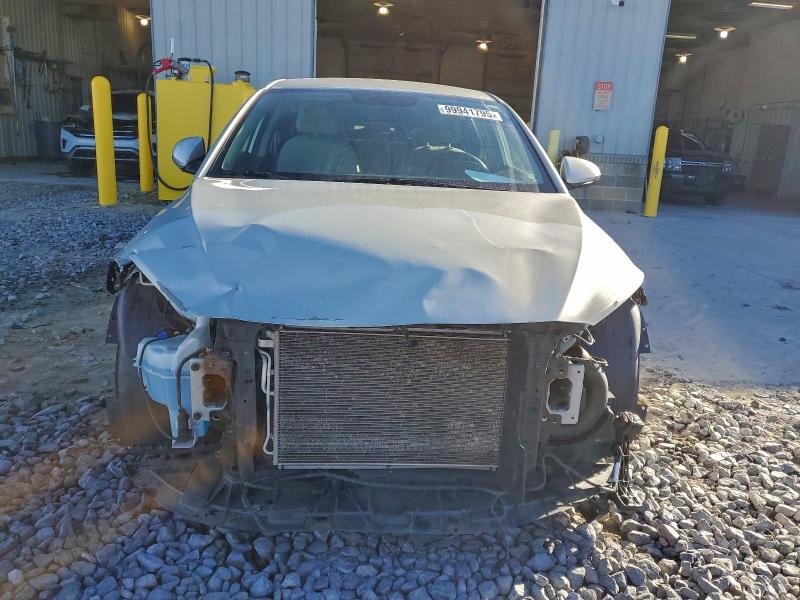 Фото 5 - HYUNDAI ELANTRA