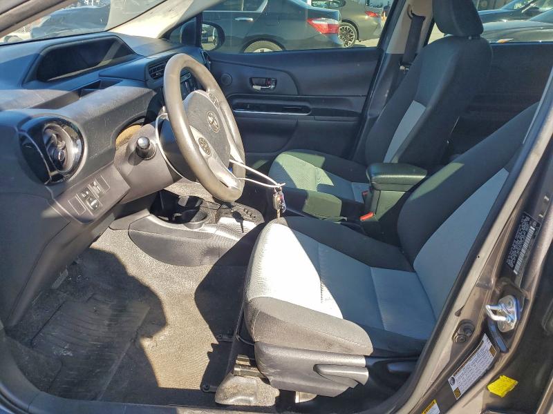 Фото 7 - TOYOTA PRIUS