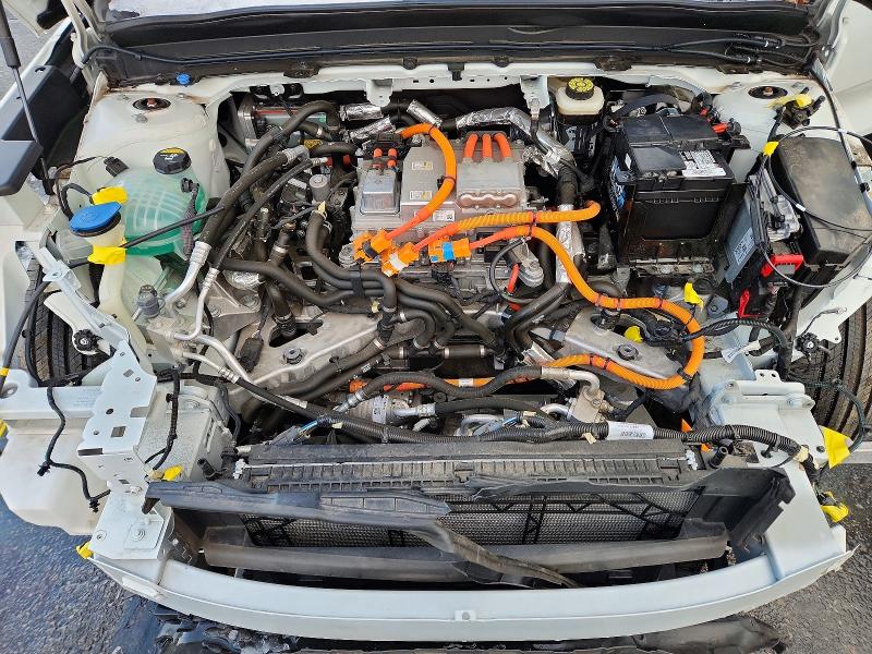 Фото 12 - VOLVO XC40