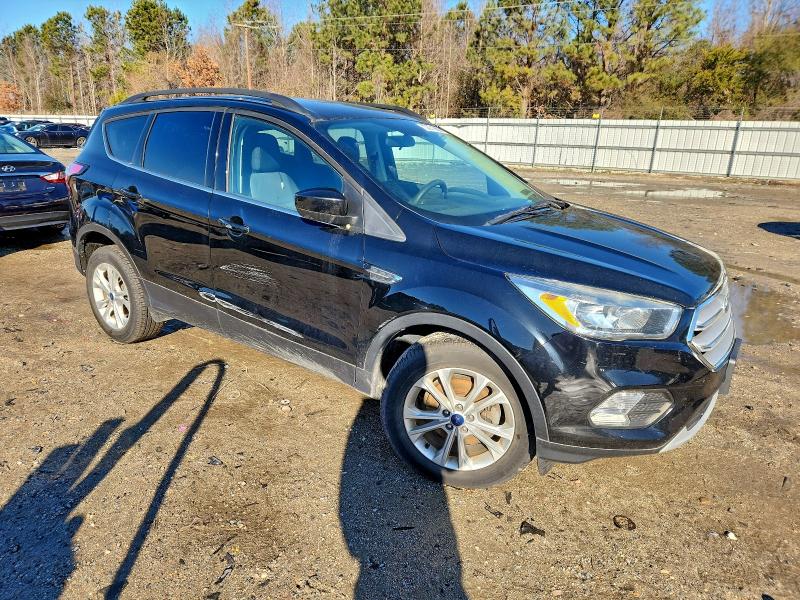 Фото 4 - FORD ESCAPE