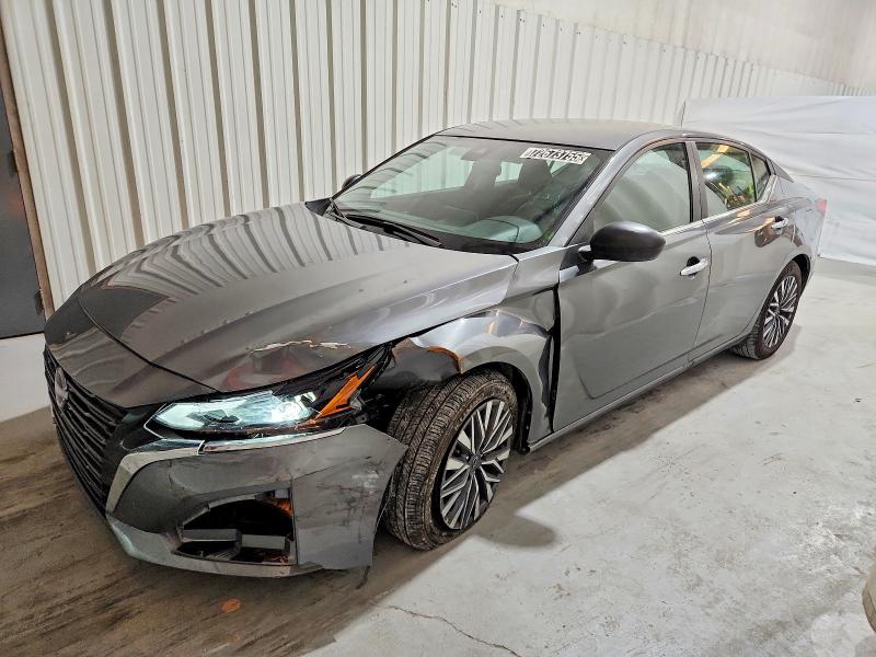 Фото 1 - NISSAN ALTIMA