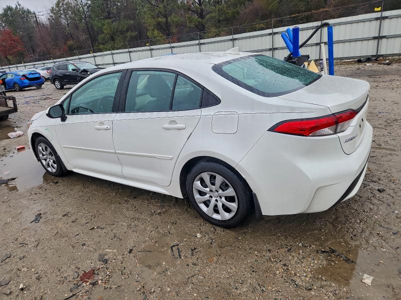 Фото 2 - TOYOTA COROLLA