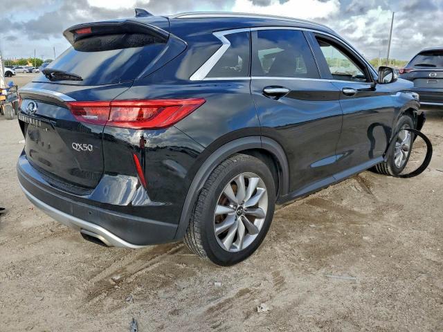 Фото 3 - INFINITI QX50