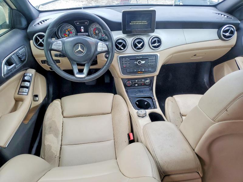 Фото 8 - MERCEDES-BENZ GLA-CLASS