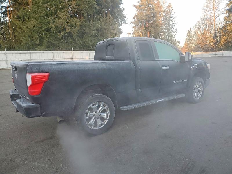 Фото 3 - NISSAN TITAN
