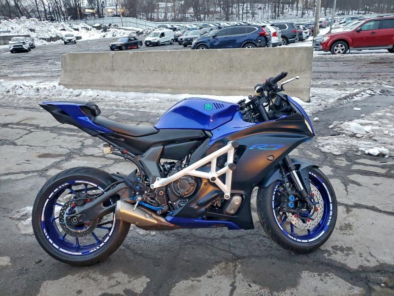 YAMAHA YZFR7 2022