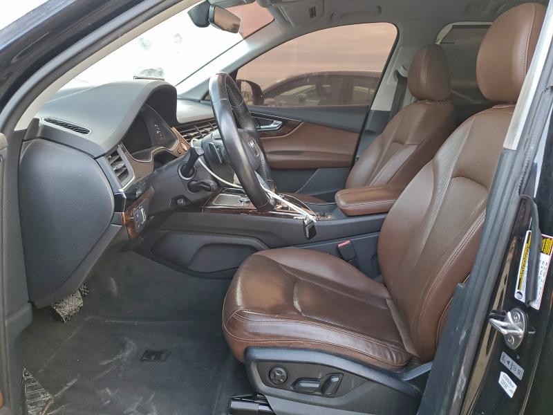 Фото 7 - AUDI Q7