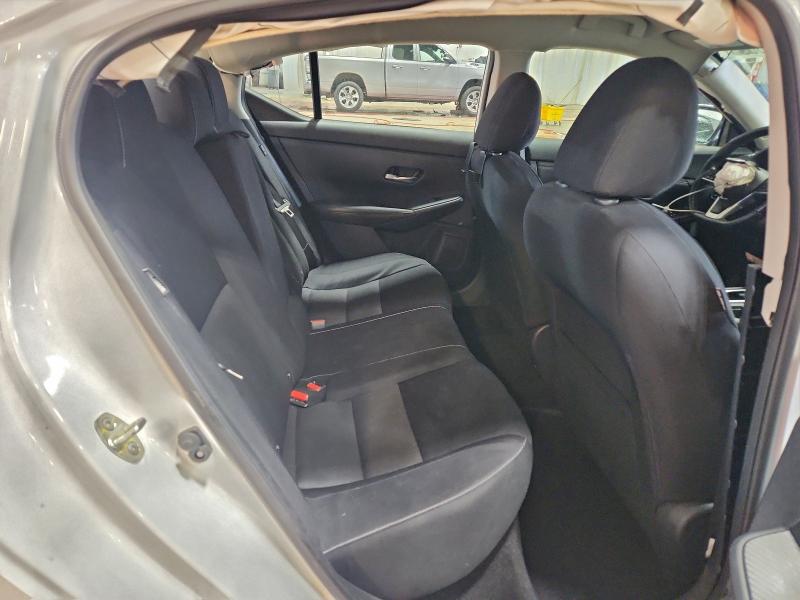 Фото 10 - NISSAN SENTRA