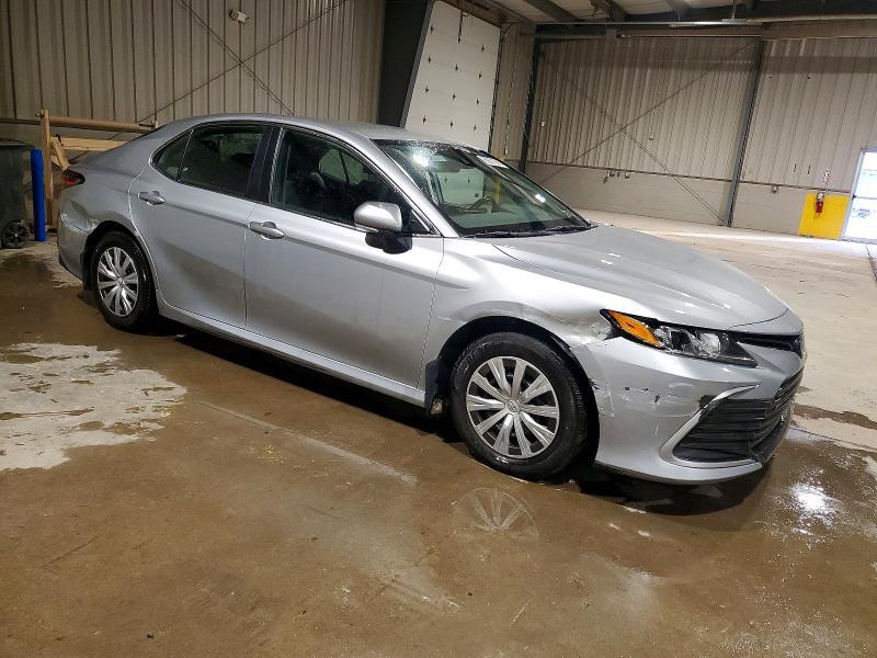 Фото 4 - TOYOTA CAMRY