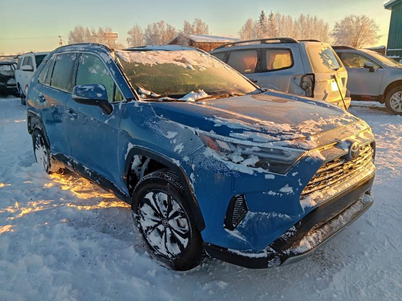 Фото 4 - TOYOTA RAV4