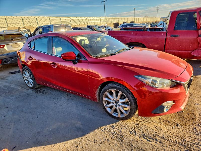 Фото 4 - MAZDA 3