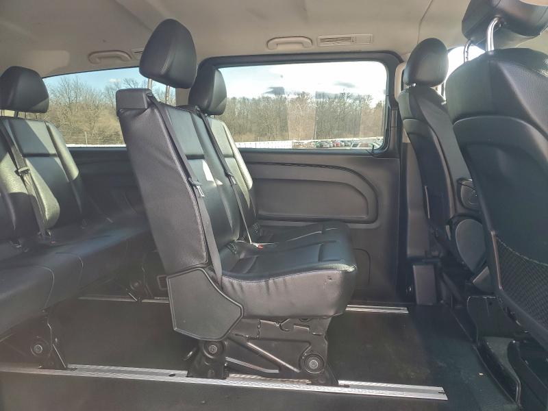 Фото 11 - MERCEDES-BENZ METRIS