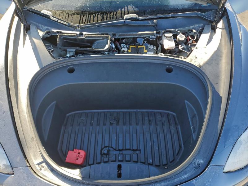 Фото 11 - TESLA MODEL 3