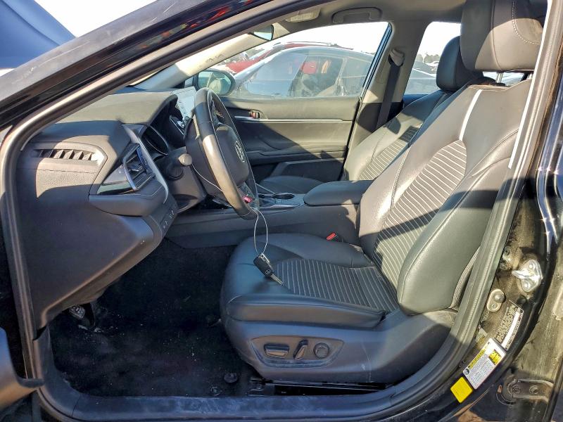 Фото 7 - TOYOTA CAMRY