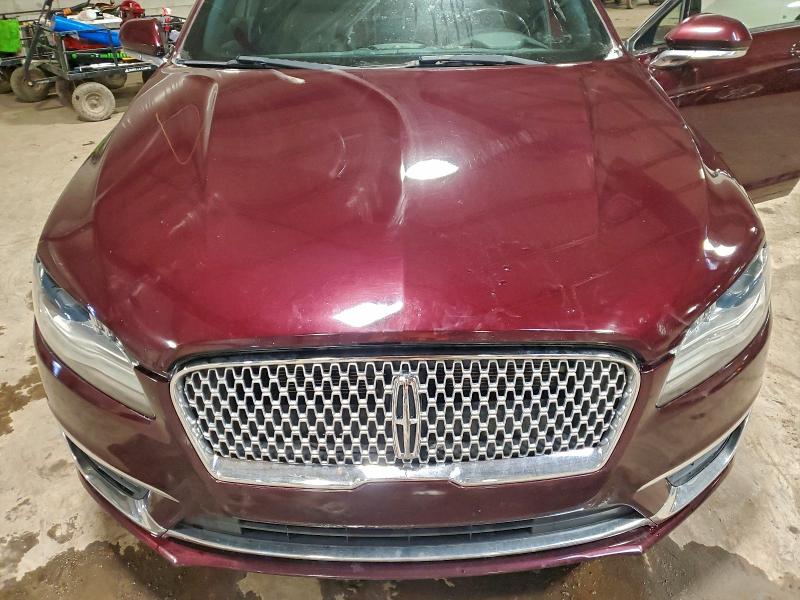 Фото 11 - LINCOLN MKZ