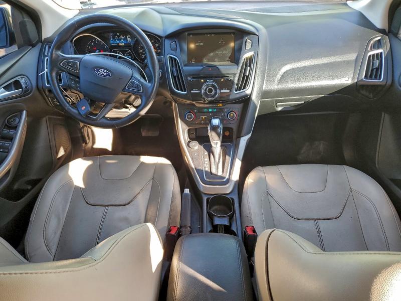 Фото 8 - FORD FOCUS