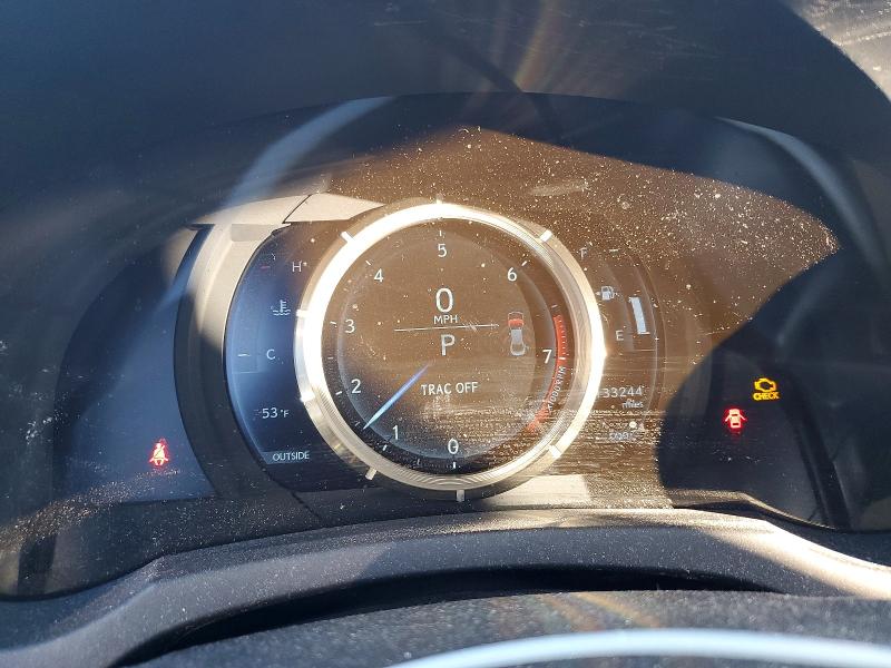 Фото 9 - LEXUS IS