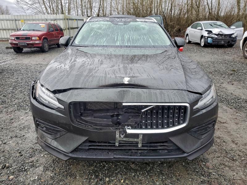 Фото 5 - VOLVO V60