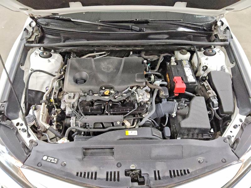 Фото 11 - TOYOTA CAMRY