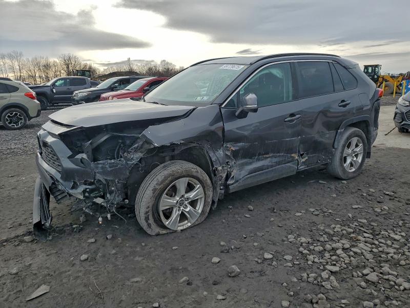 Фото 1 - TOYOTA RAV4
