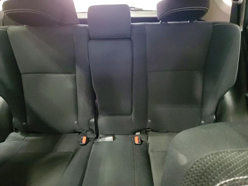 Фото 10 - TOYOTA RAV4