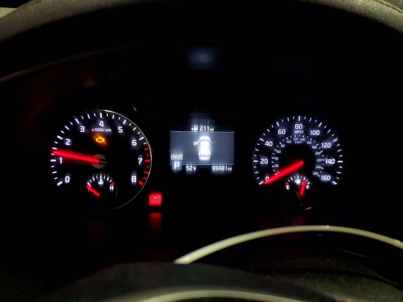 Фото 9 - KIA SORENTO