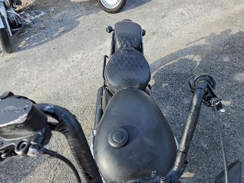 TRIUMPH BONNEVILLE 2018