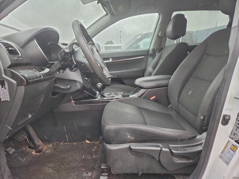 Фото 7 - KIA SORENTO